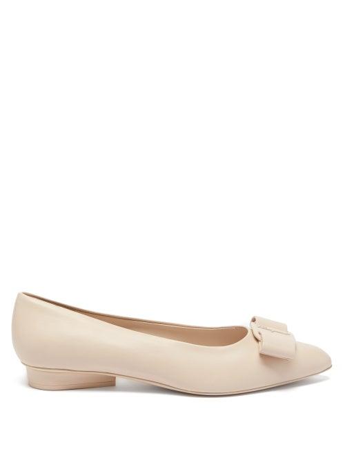 Matchesfashion.com Salvatore Ferragamo - Viva Leather Point-toe Flats - Womens - White