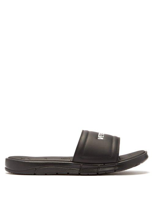 Matchesfashion.com Vetements - X Reebok Logo Slides - Mens - Black White