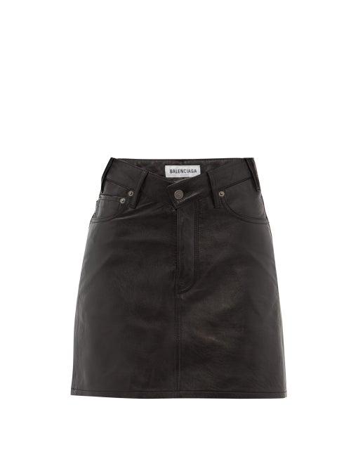 Matchesfashion.com Balenciaga - V Waist Grained Leather Mini Skirt - Womens - Black