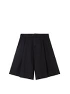 Matchesfashion.com Birkenstock X Toogood - The Mudlark High-rise Pleated Shorts - Womens - Black