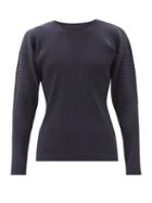 Matchesfashion.com Homme Pliss Issey Miyake - Technical-pleated Long-sleeve T-shirt - Mens - Navy