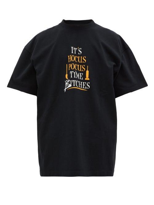 Matchesfashion.com Vetements - Hocus Pocus Print Crew Neck Jersey T Shirt - Mens - Black