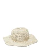 Matchesfashion.com Reinhard Plank Hats - Star Straw Bucket Hat - Womens - White