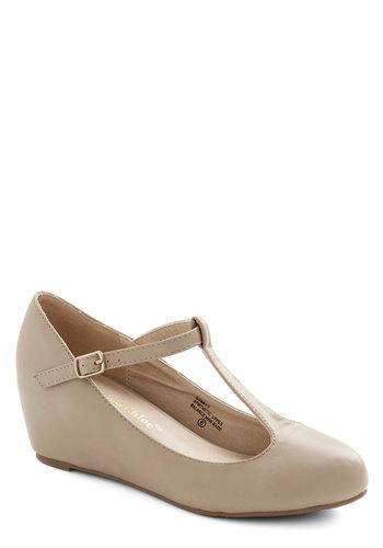 In Touch Footwear Haute Harmony Wedge In Beige