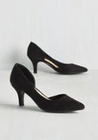  The Future Looks Chic Heel In Noir In 9.5