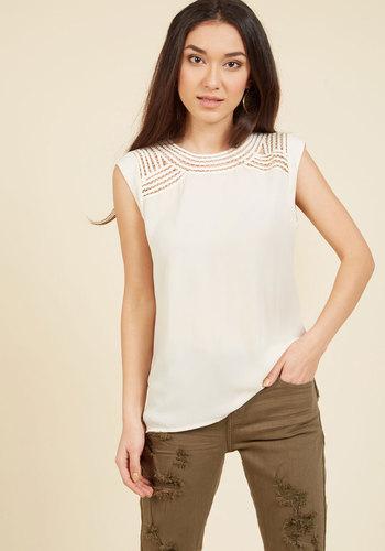  Creative Mixer Sleeveless Top In Parchment In M
