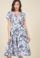 Collectif Collectif Go For Baroque Floral Midi Dress In Xxl