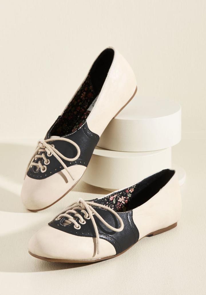Bettiepage Study Buddies Oxford Flat In Black In 5