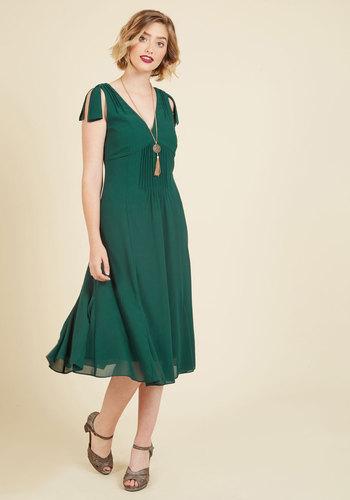  Ties To The Occasion Midi Dress In Pine In S