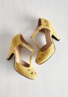  The Zest Is History Heel In Goldenrod In 7