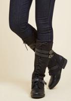  Band At Attention Boot In Black In 5.5