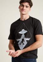 Modcloth Cryptid Depicted Men's Graphic Tee In M