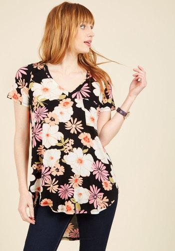 Packing Preserves Floral Top In Belle Bouquets In 1x