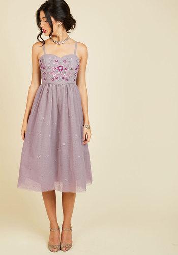 Couth And Charismatic Midi Dress In Lilac In Xs