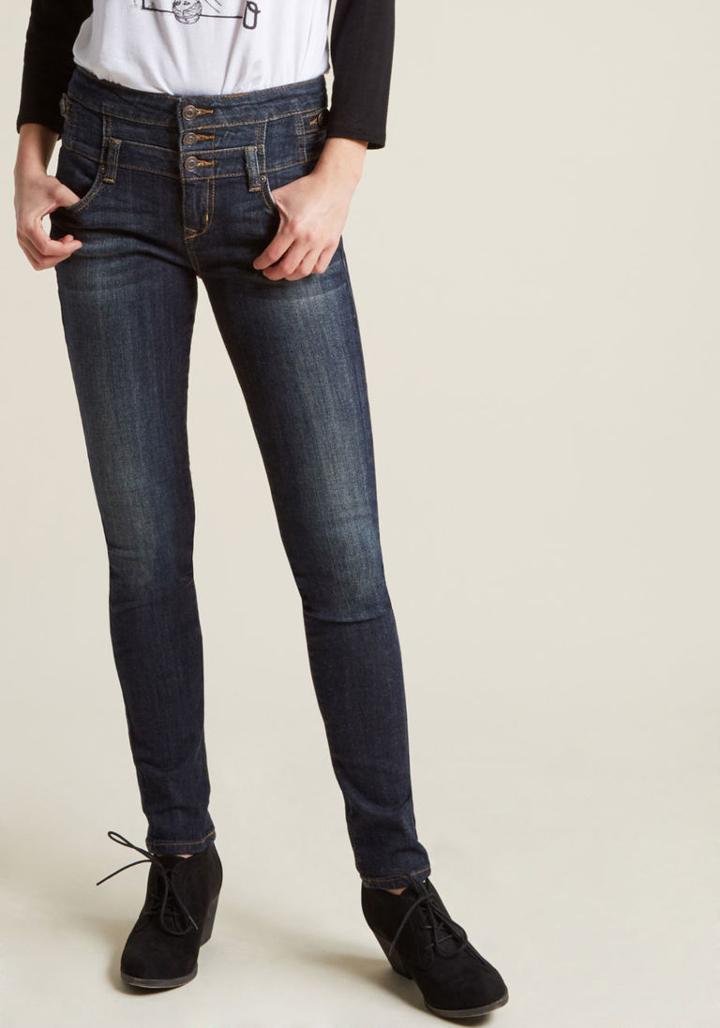 Modcloth You Belong Here Skinny Jeans In Dark Wash In 0