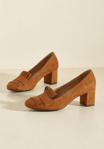  Action-minded Professor Block Heel In Cognac In 6