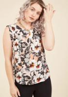  Outfit It To Memory Sleeveless Top In Blooms In Xs
