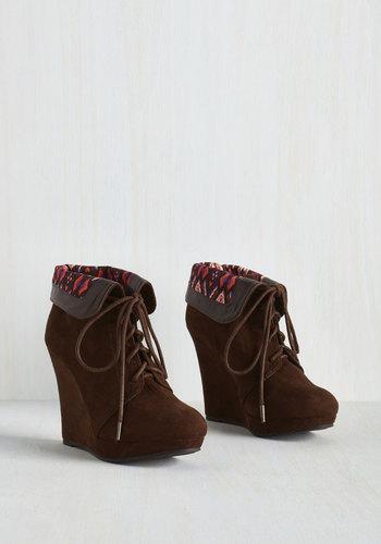 Eastlioncorpqupid Glow When To Fold Em Bootie