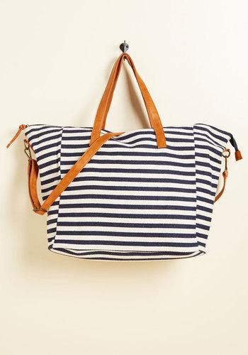  Flaunted Wanderer Weekend Bag