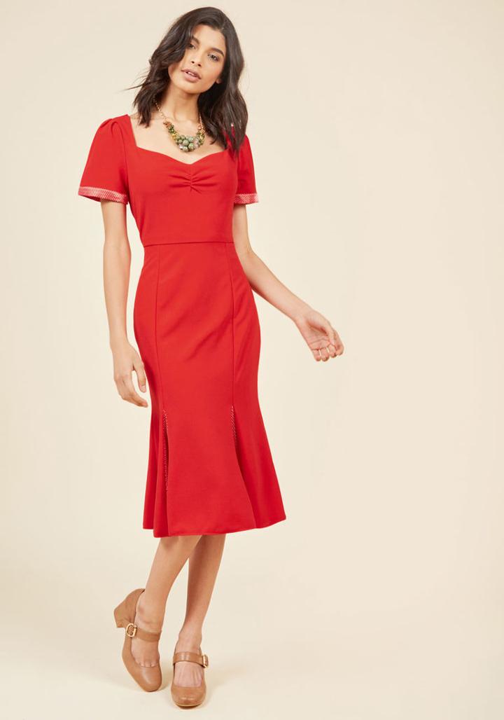  Peeks Of Personality Sheath Dress In L
