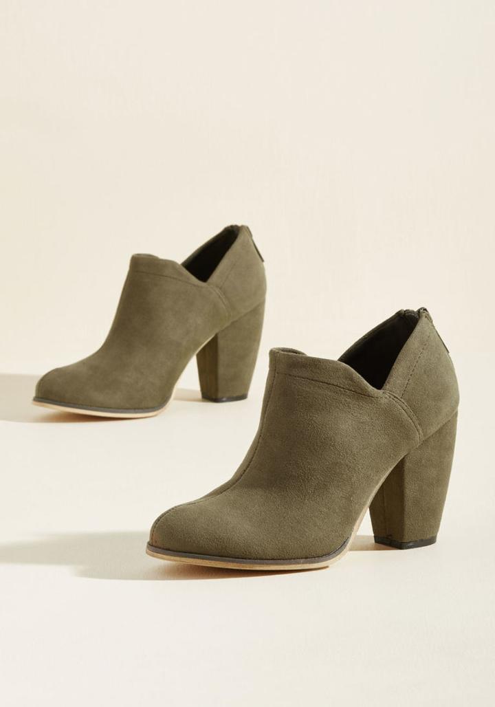 Modcloth Uplifted Approach Block Heel Bootie In 7