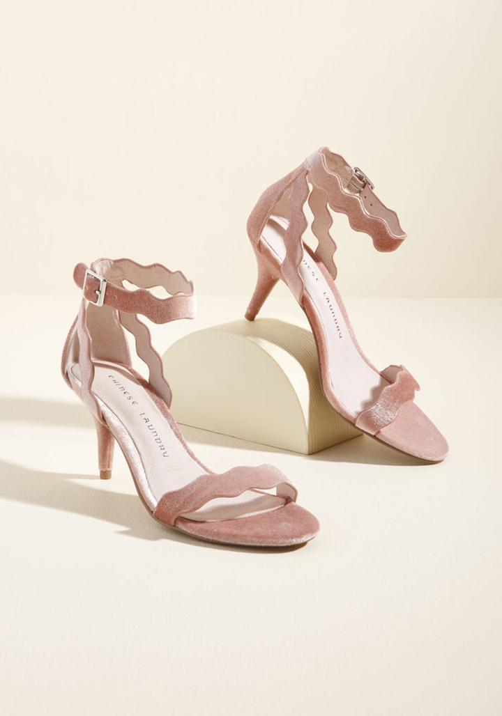 Modcloth 500 Days Of Stunner Velvet Heel In Mauve In 8