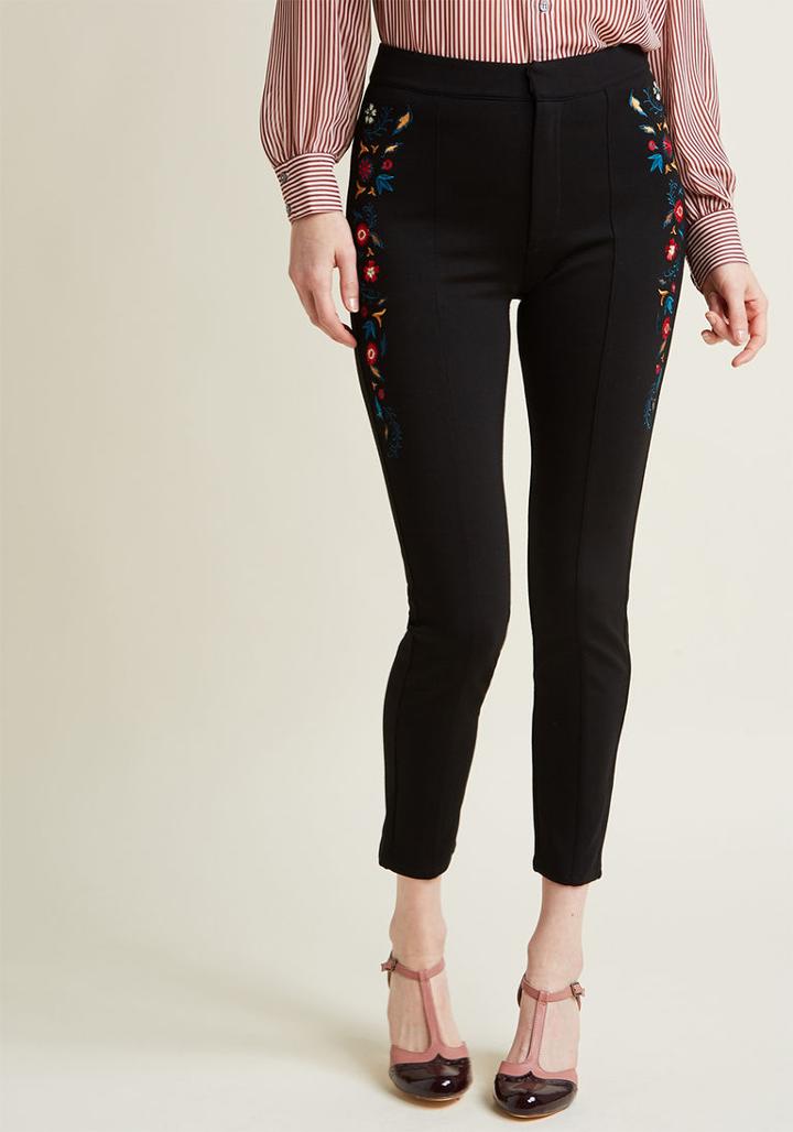 Modcloth I Admire Your Quirk Ponte Pants In Folksy In 2x