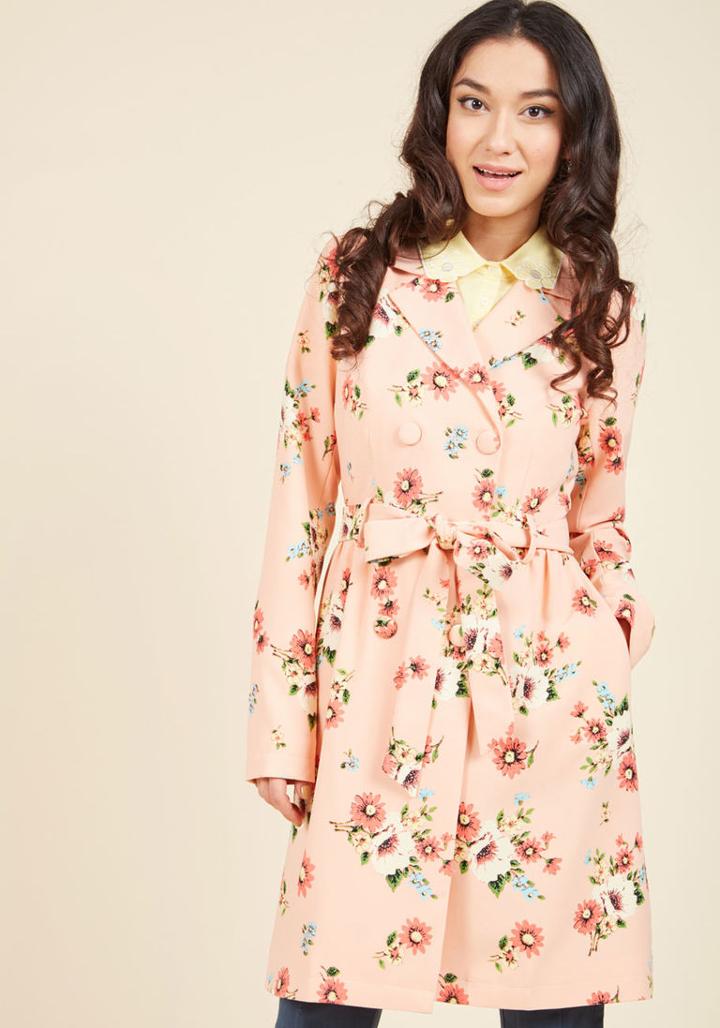 Modcloth Profound Pizzazz Trench In Carnation