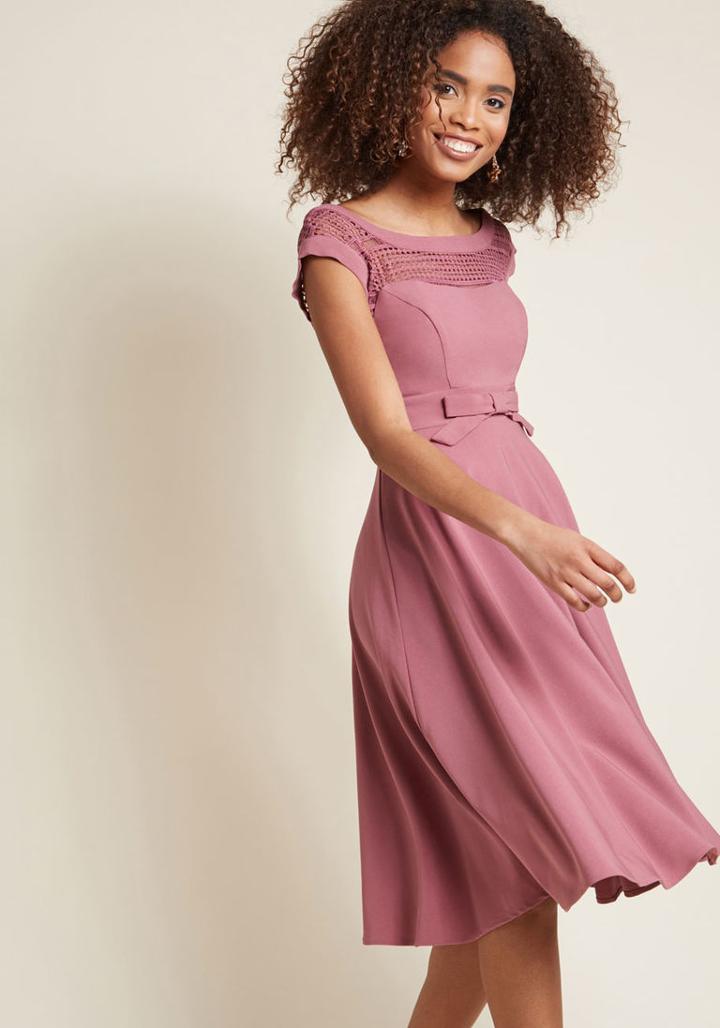 Modcloth Worth The Wink Midi Dress In Hydrangea In Xxs