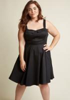 Modcloth Pull Up A Cherry A-line Dress In Noir In M