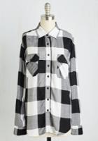 Threadsupply Fall My Lovin' Top In Black And White