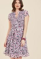 Modcloth Ladies Who Launch A-line Dress In Daisy