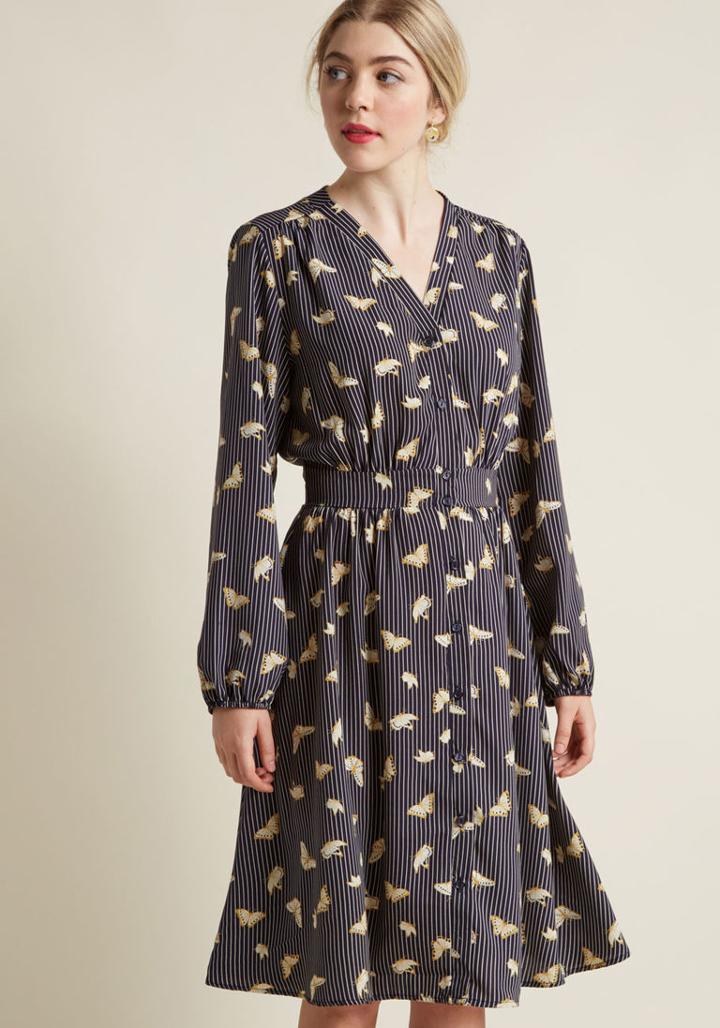 Modcloth Work Button-up Shirt Dress In Butterflies In 4x