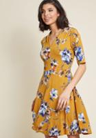 Modcloth Warranted Wanderlust Floral Knit Dress In Goldenrod In 3x