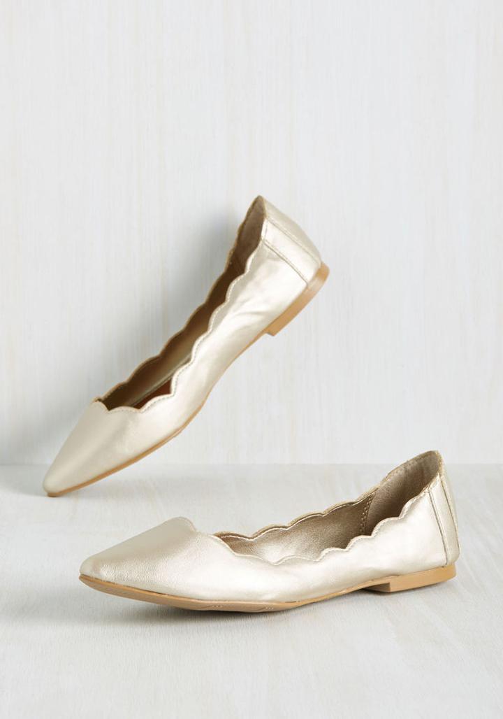 Modcloth Chic Cornerstone Flat In 6.5