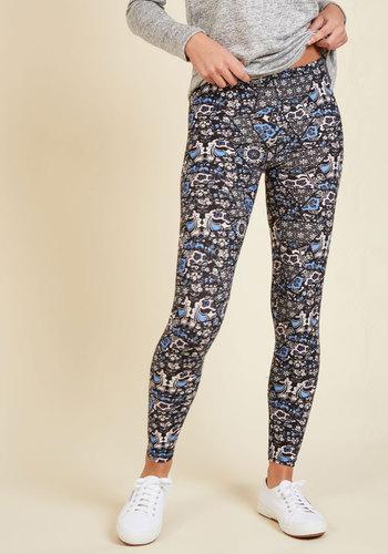  All Kinds Of Cozy Leggings In Doilies In S