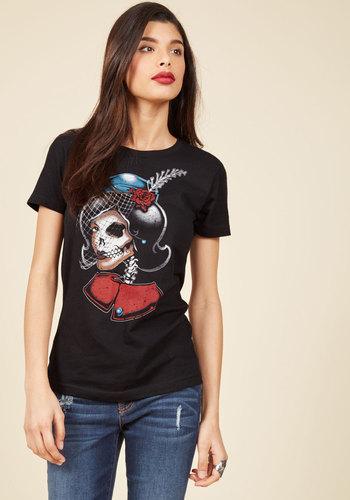 Iconically Macabre Cotton T-shirt In Xs