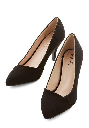 East Lion Corp./qupid Enthrall In A Day's Work Heel In Black