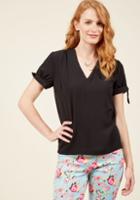 Modcloth Ideal Discovery Top In Black In 4x