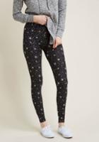 Modcloth All Kinds Of Cozy Leggings In Stars In M