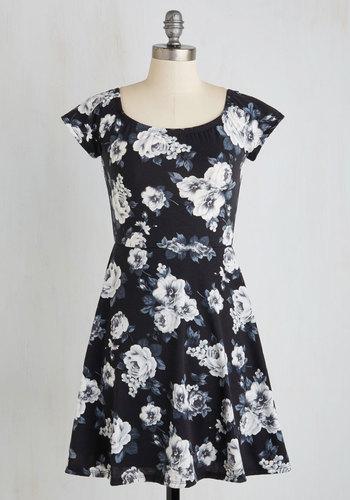 Bizzincdbaencreme Selfless Love Dress