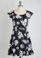 Bizzincdbaencreme Selfless Love Dress