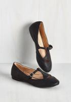 Intouchfootwear Prep To Be Presh Flat In Black