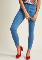 Modcloth Pull-on Jeggings In Light Wash In S