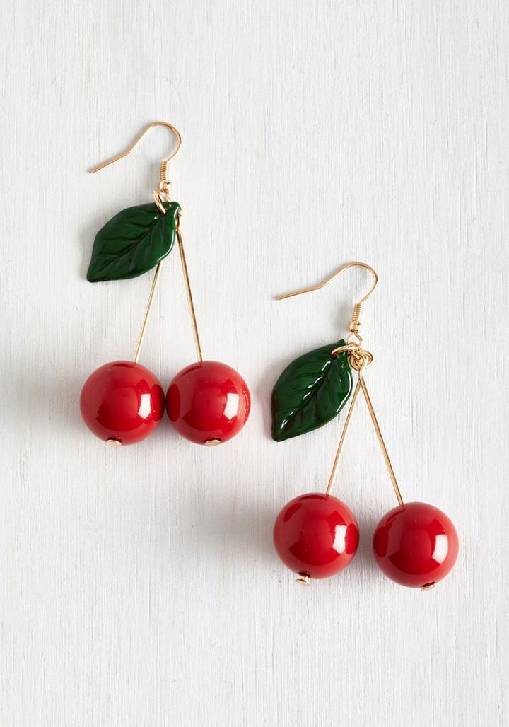 Modcloth Drupe Hug Earrings