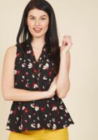 Modcloth Great Gal In The Corner Office Floral Top In Black Bloom In Xs