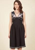  Glowing Showstopper Midi Dress In Xxs
