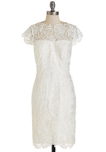 Decode18 Wine And Divine Dress In Blanc