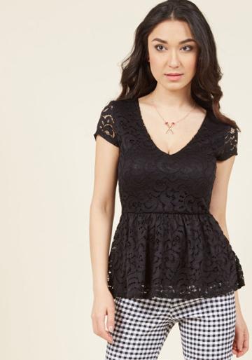  Lead With Love Lace Top In Black In M