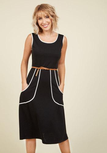  Outline Of Work Midi Dress In Black In 2x